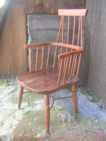 windsor_chair001.JPG